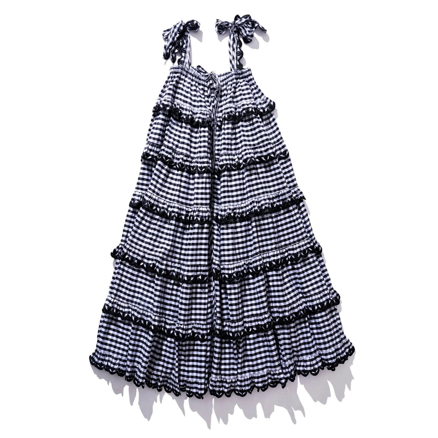 Innika Choo Robe smockée festonnée à volants en vichy noir, taille « 2 » (alias moyen)