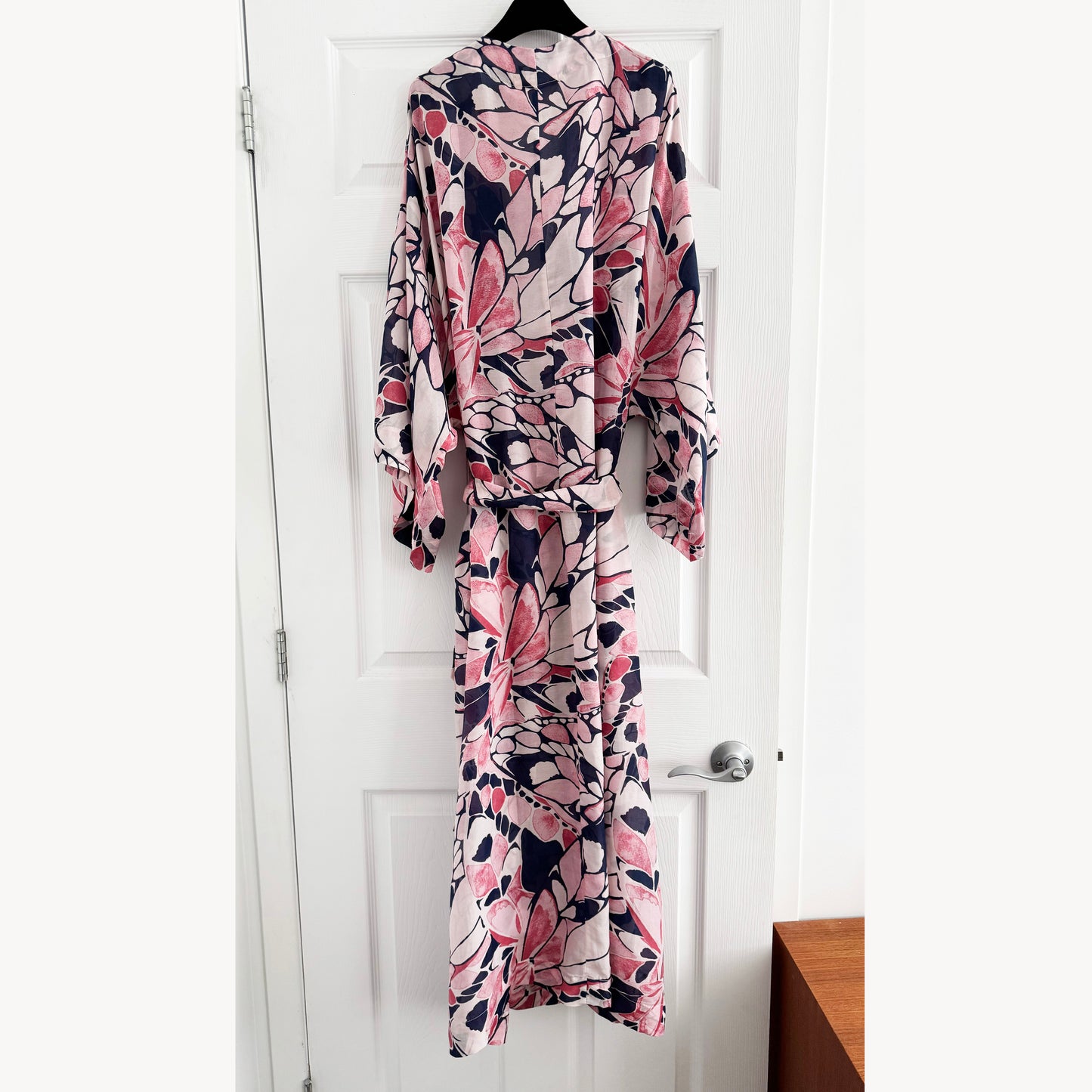 Papinelle Printed Robe in Pink/Navy Papillon, size Medium