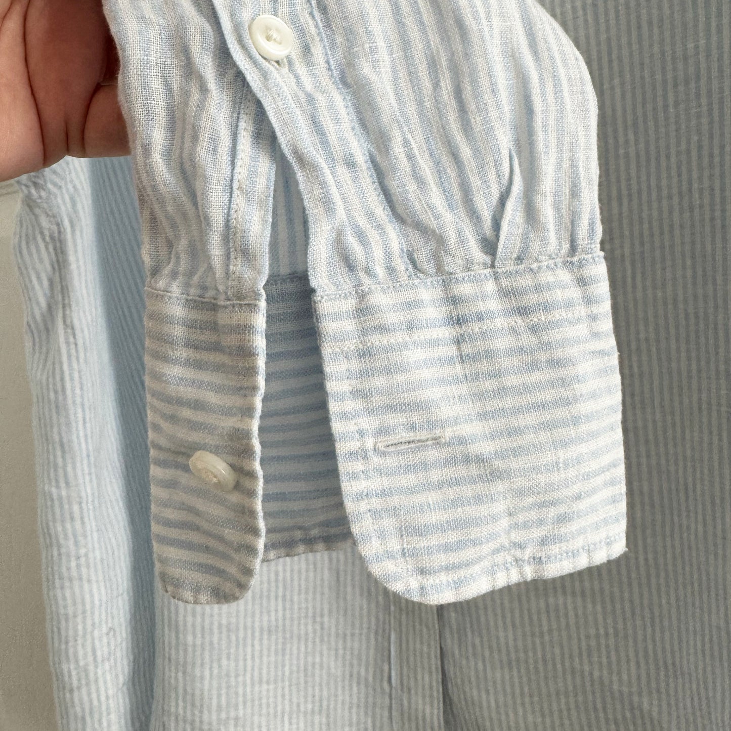 Patrick Assaraf "Boyfriend" Stripe Linen Shirt in Blue/White, size Medium