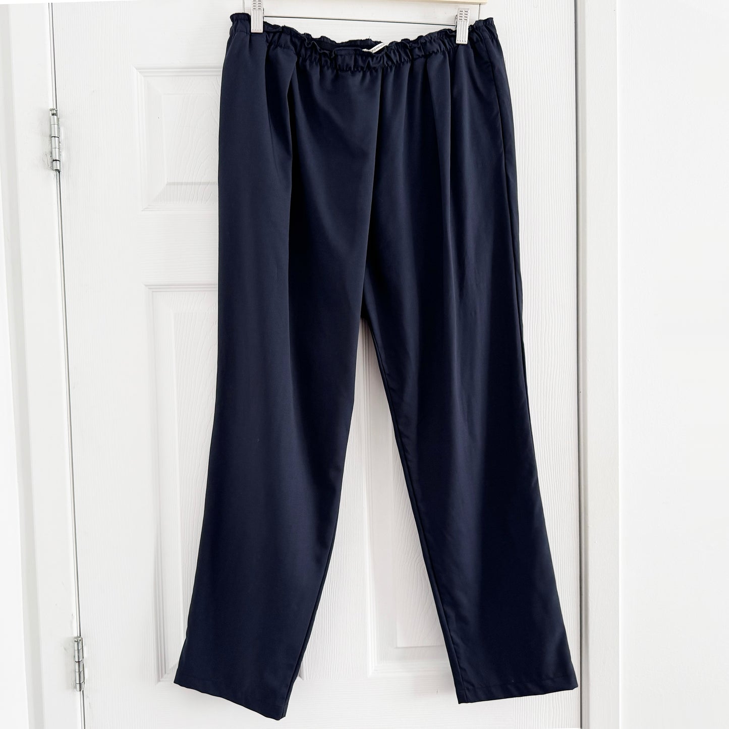 Pomandere Crossover Crepe Pants in Navy, size 46