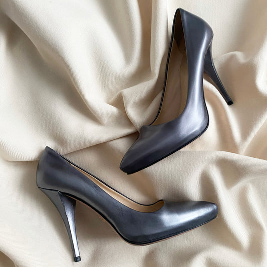 Prada Pointy Toe Pumps in Gunmetal Grey, size 37