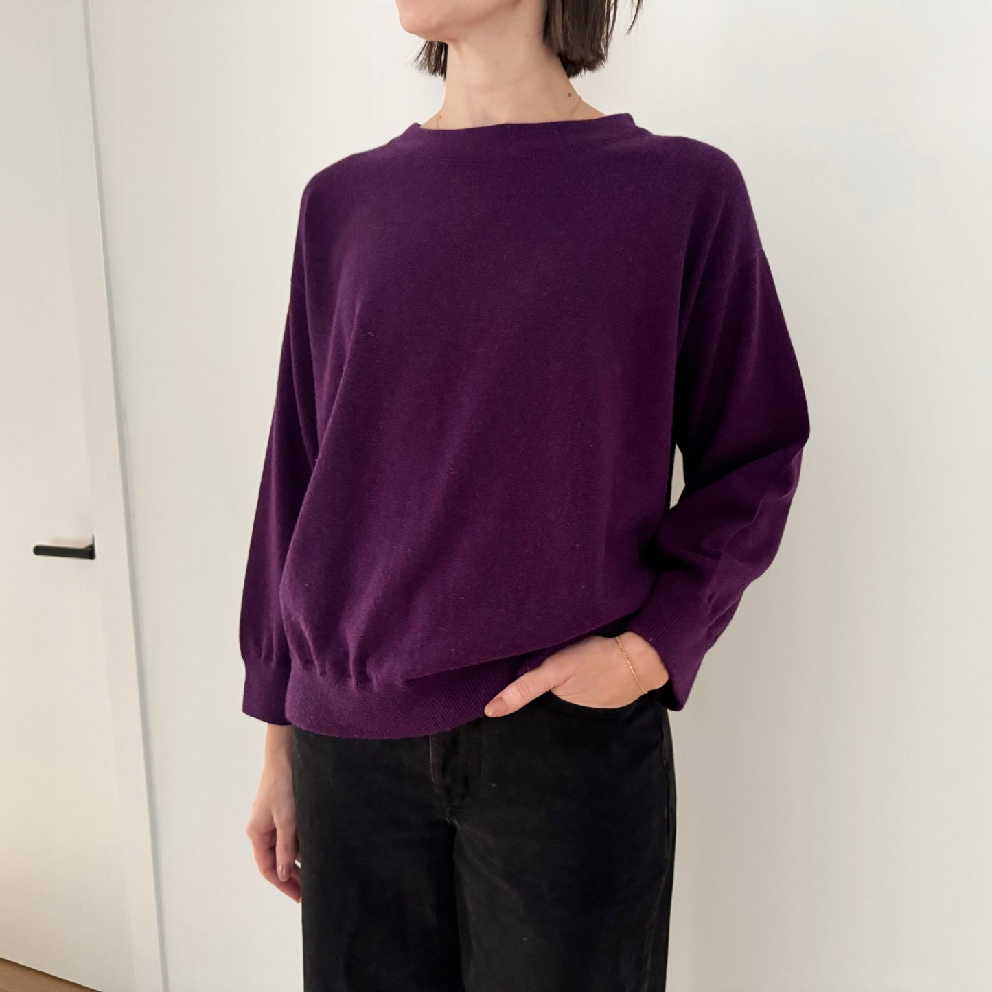 Queene and Belle Cashmere Sweater in Purple, size Medium