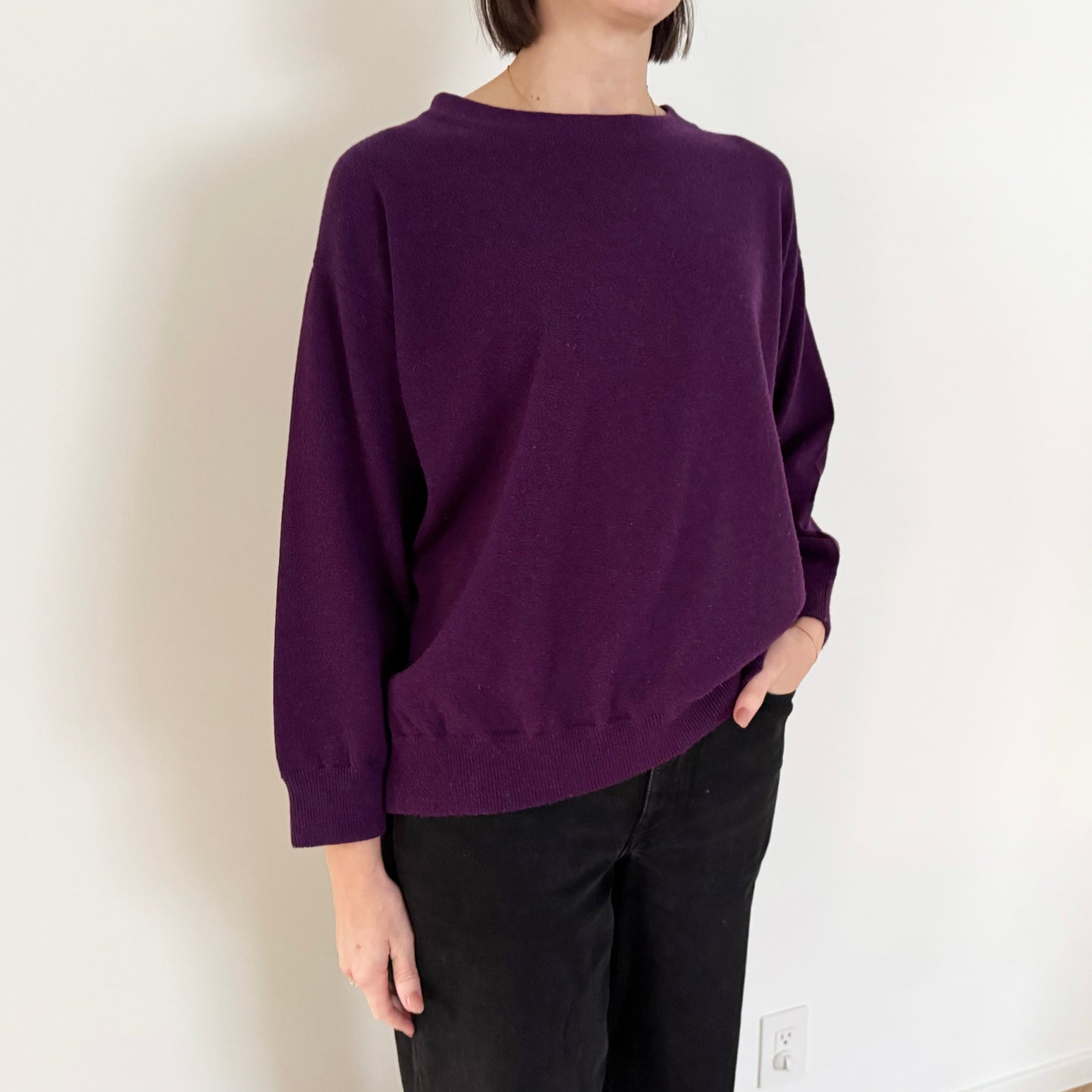 Queene and Belle Cashmere Sweater in Purple, size Medium