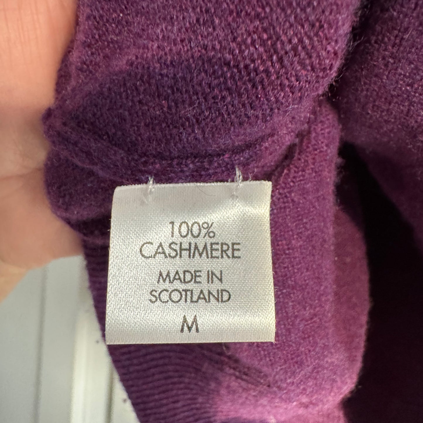 Queene and Belle Cashmere Sweater in Purple, size Medium