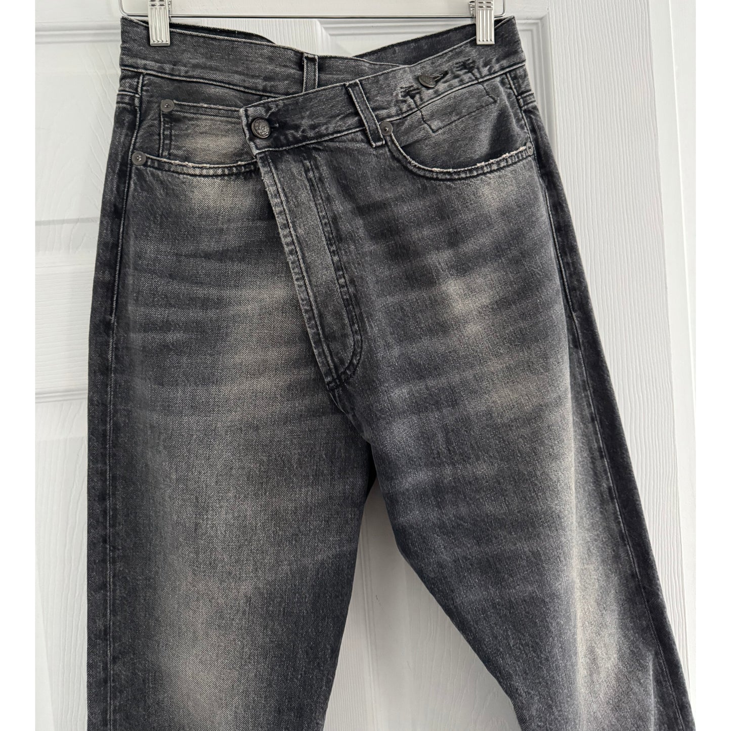 R13 Crossover Jean in "Leyton Black", size 25 (fits like a 27)
