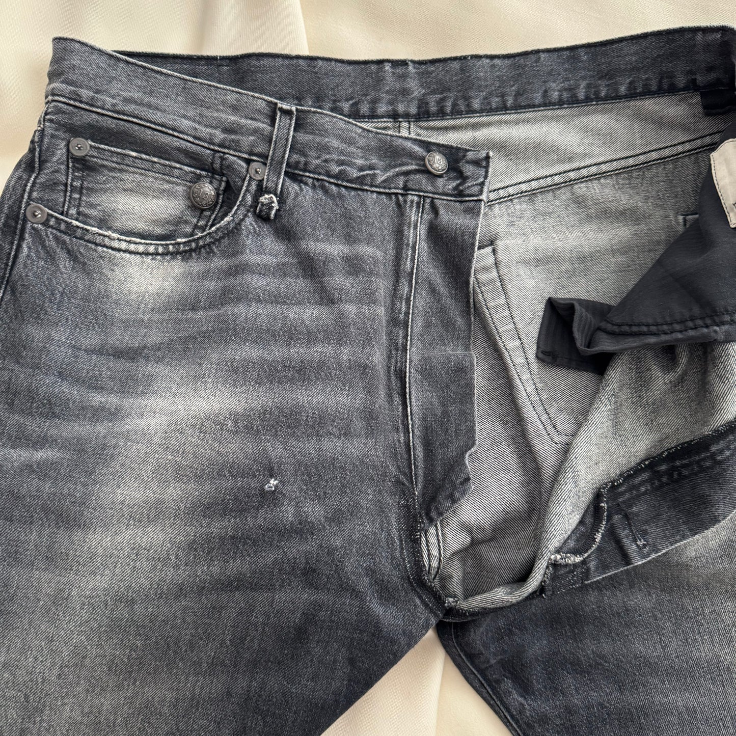 R13 Crossover Jean in "Leyton Black", size 25 (fits like a 27)