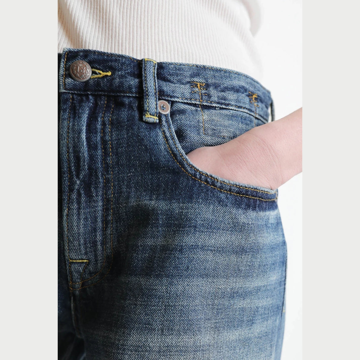 R13 D'Arcy Wide Leg Jeans in "Raine Blue", size 31