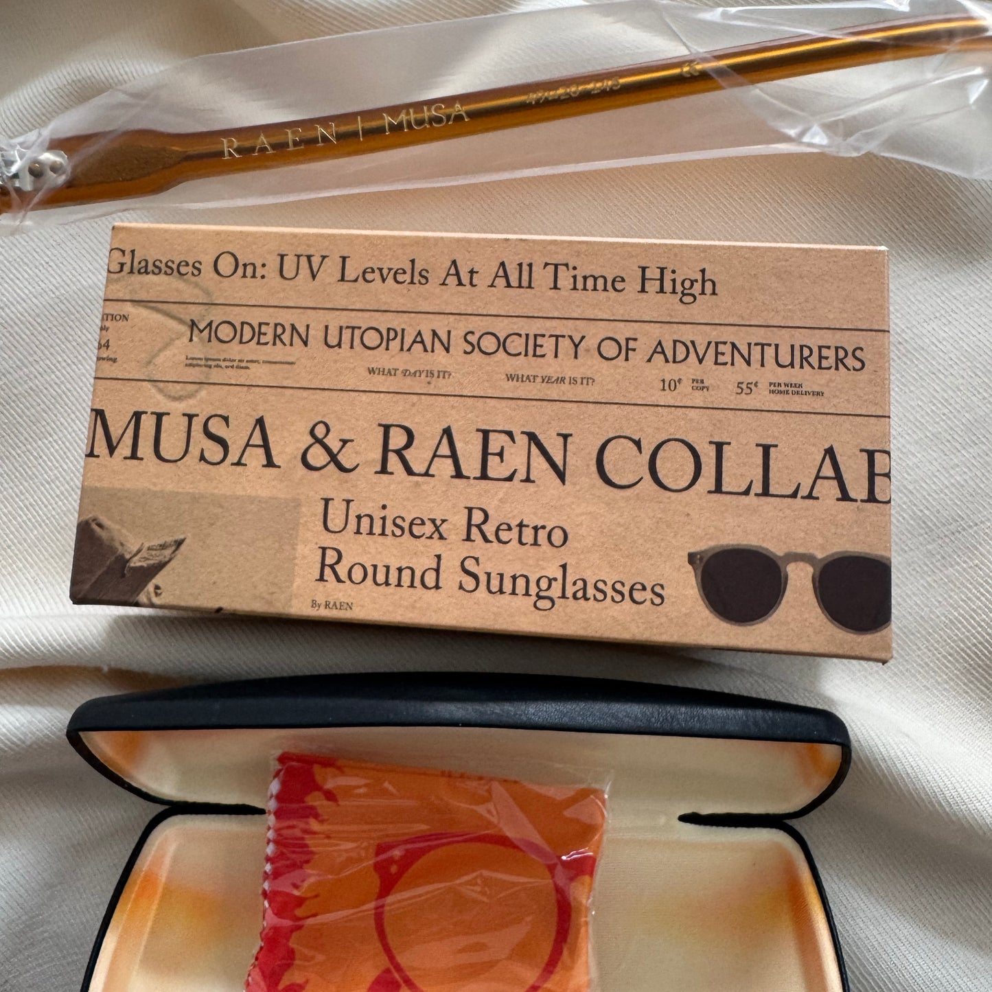 Raen "Remmy 49" Sunglasses in Honey