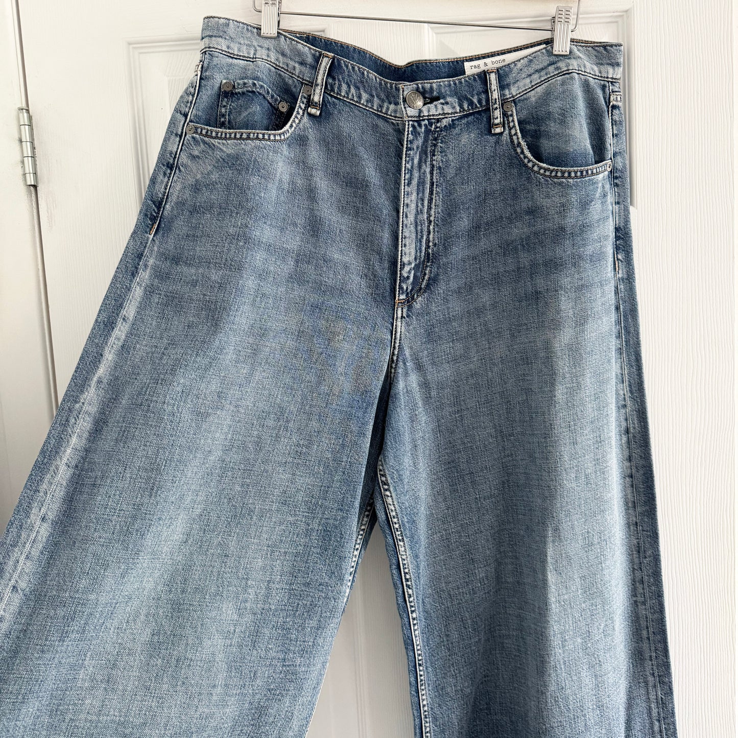 Rag&Bone "Sofie" Featherweight Wide Leg Jeans in "Beverly", size 34