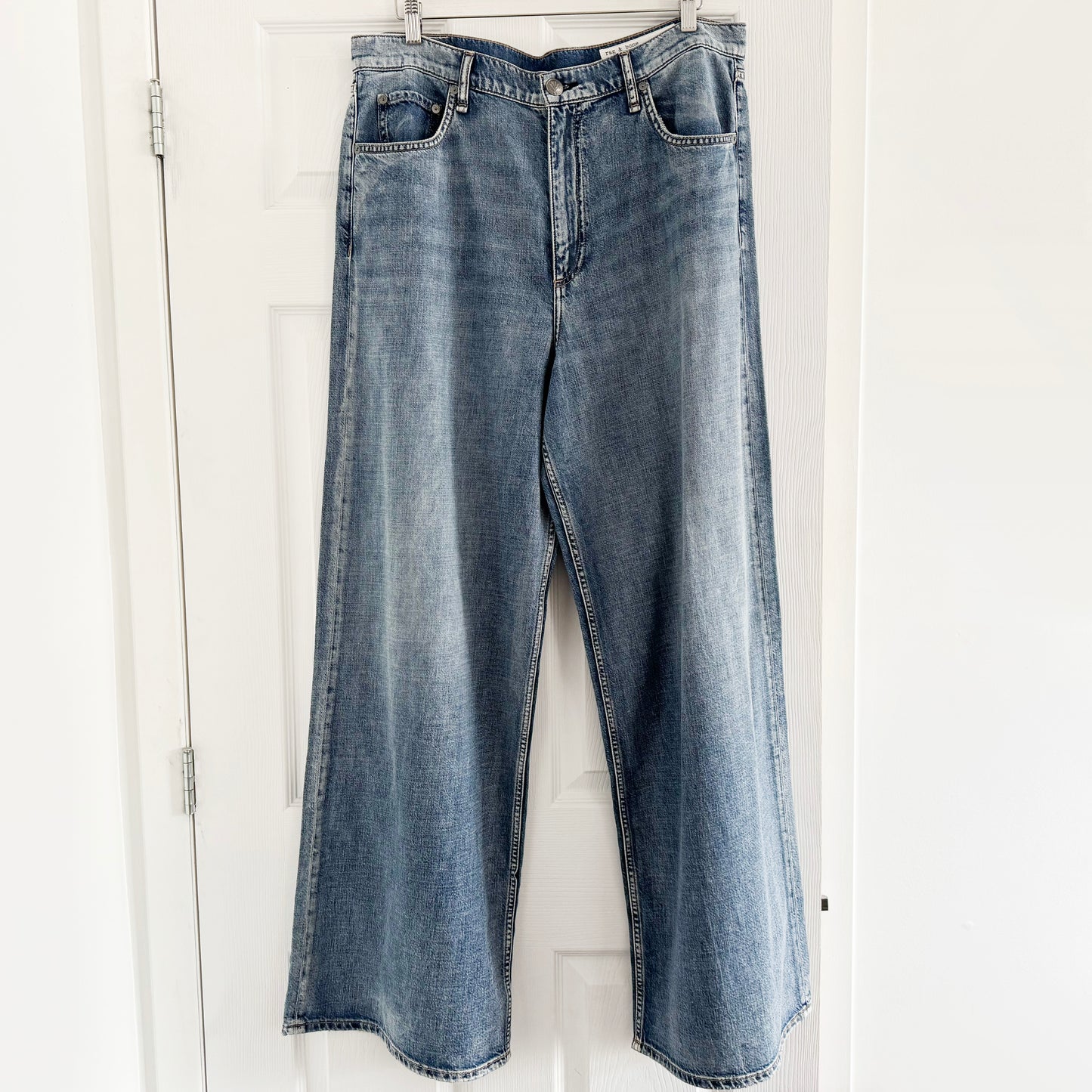 Rag&Bone "Sofie" Featherweight Wide Leg Jeans in "Beverly", size 34