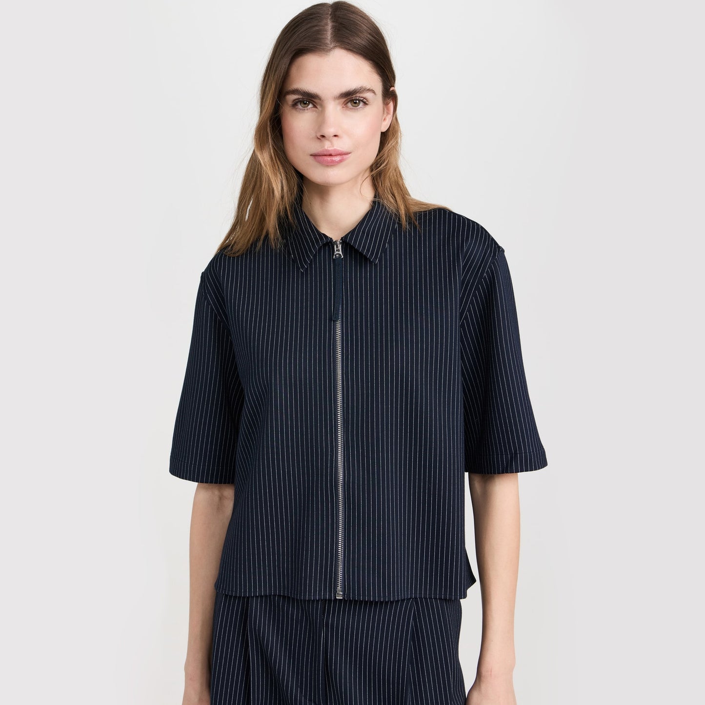 Rag & Bone "Junie" Pinstripe Top in Navy, size Medium