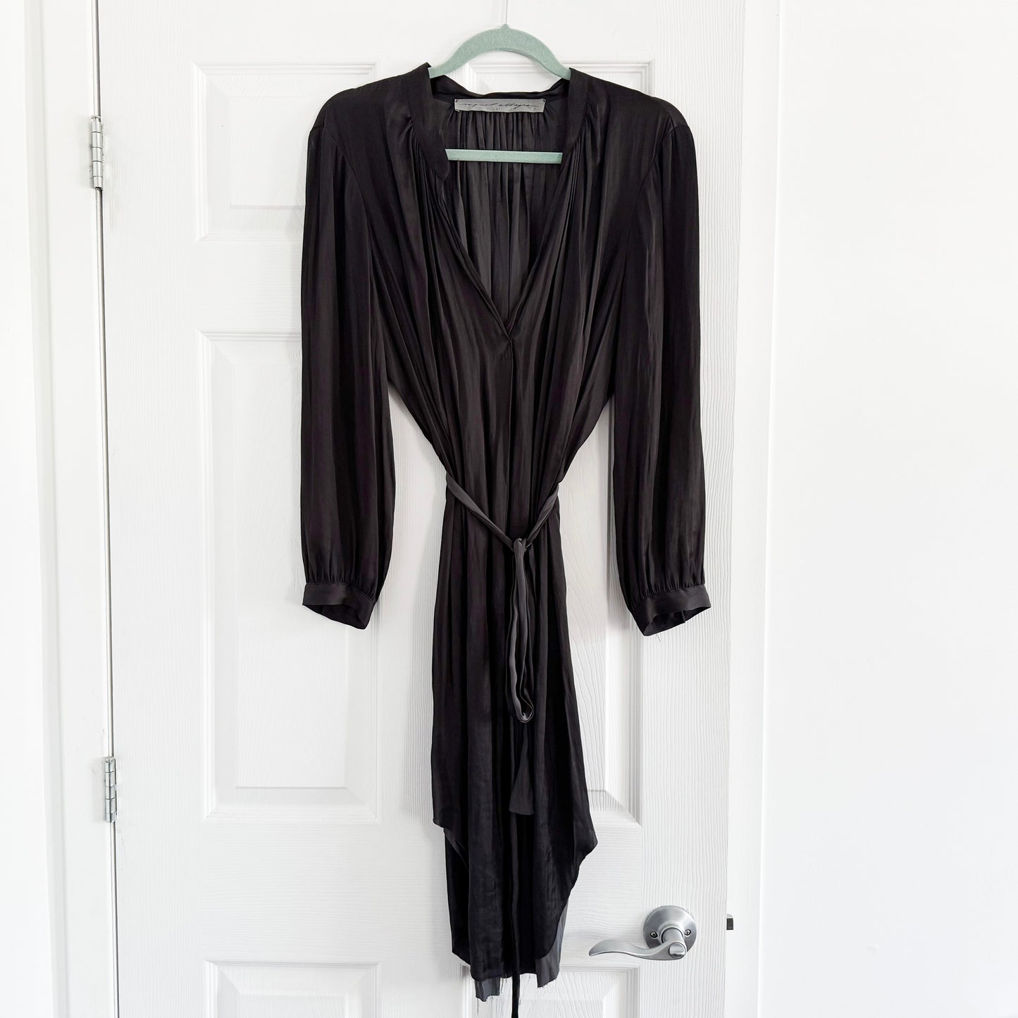 Raquel Allegra Robe grise à manches longues, taille 2 (M)