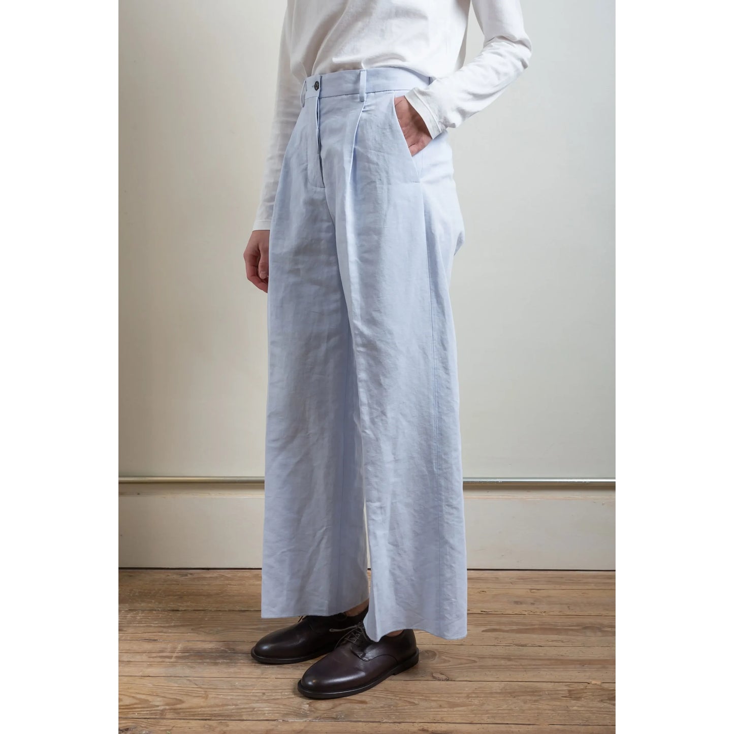 Bergfabel "Katia" Pleated Pant in Sweet Blue, size 44IT (fits like a size 2/4)