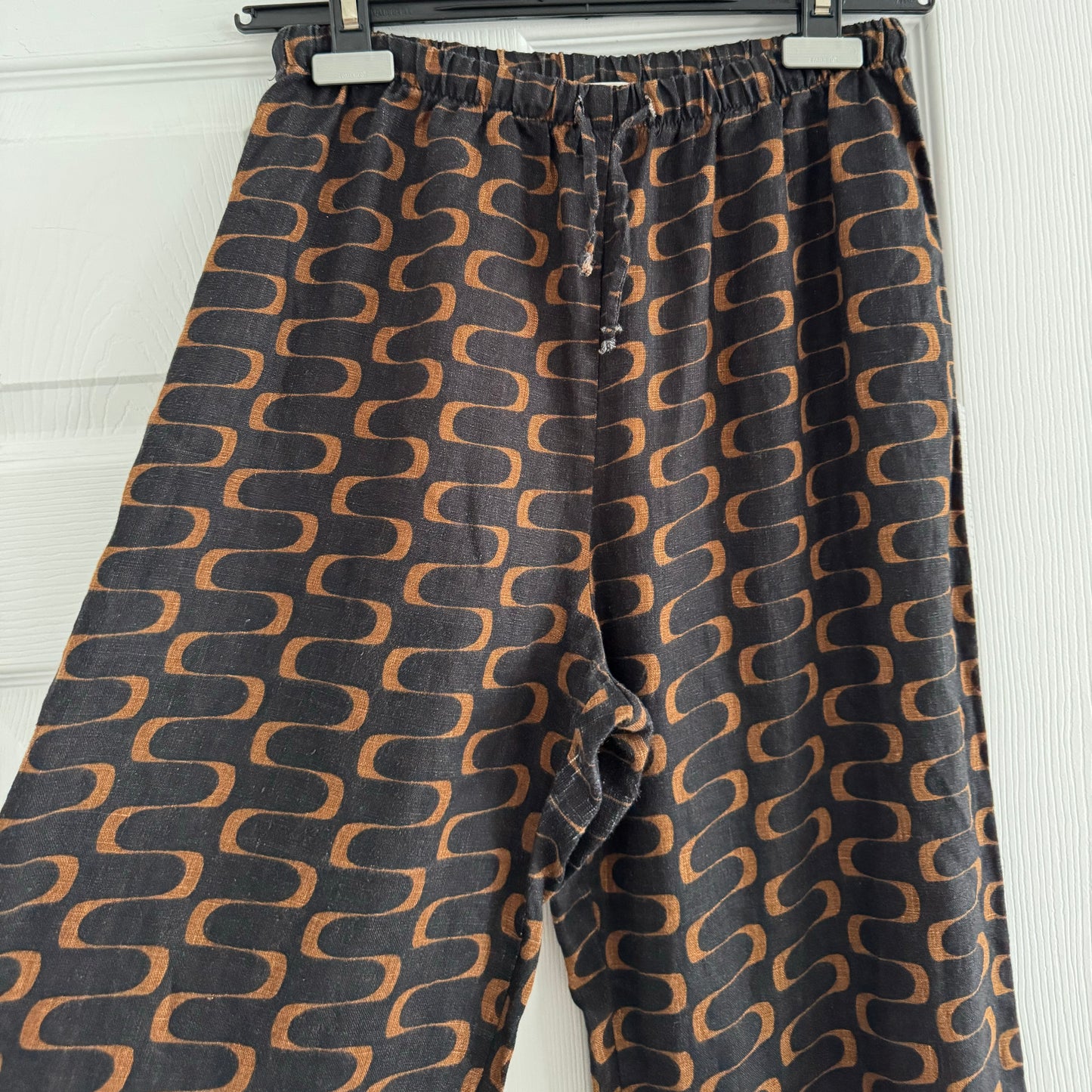 Reformation "Olina" Printed Linen Pants in Black, size Small