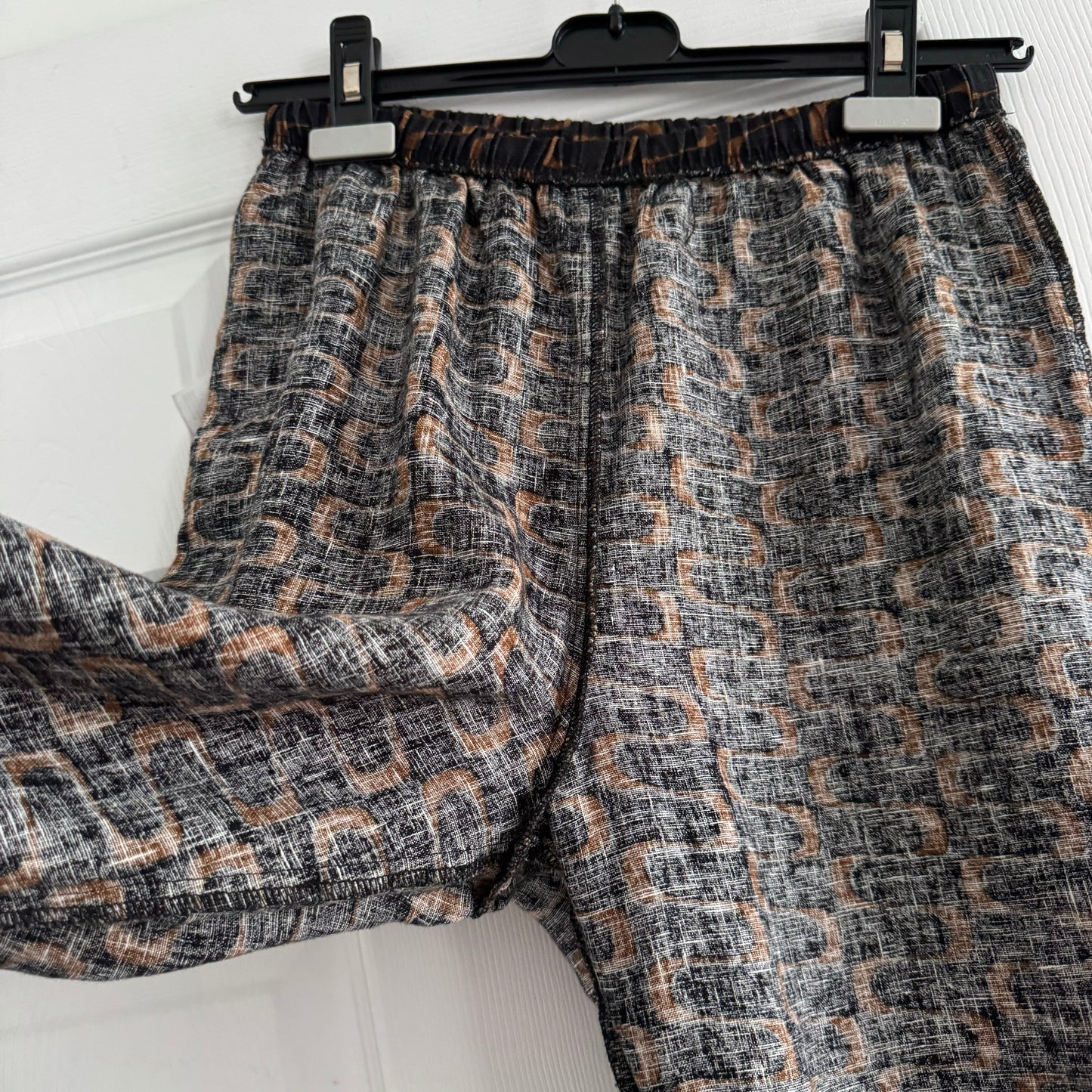 Reformation "Olina" Printed Linen Pants in Black, size Small