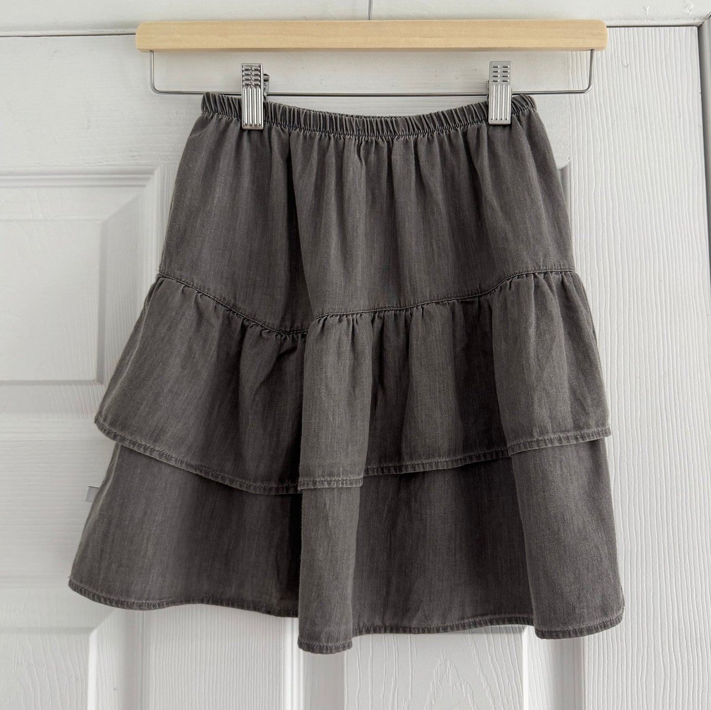 ** KIDS ** Repose Ruffled Skirt in Grey, size 12 years
