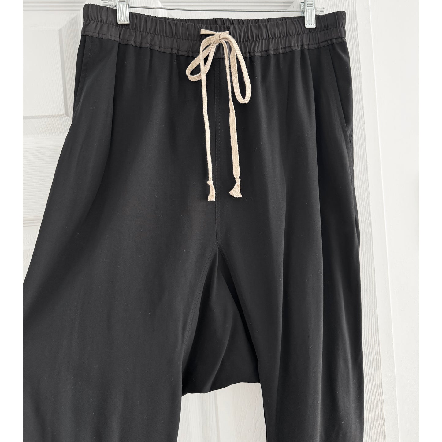 Rick Owens Drop Crotch Crepe Pants in Black, size 8 (fits 4/6)
