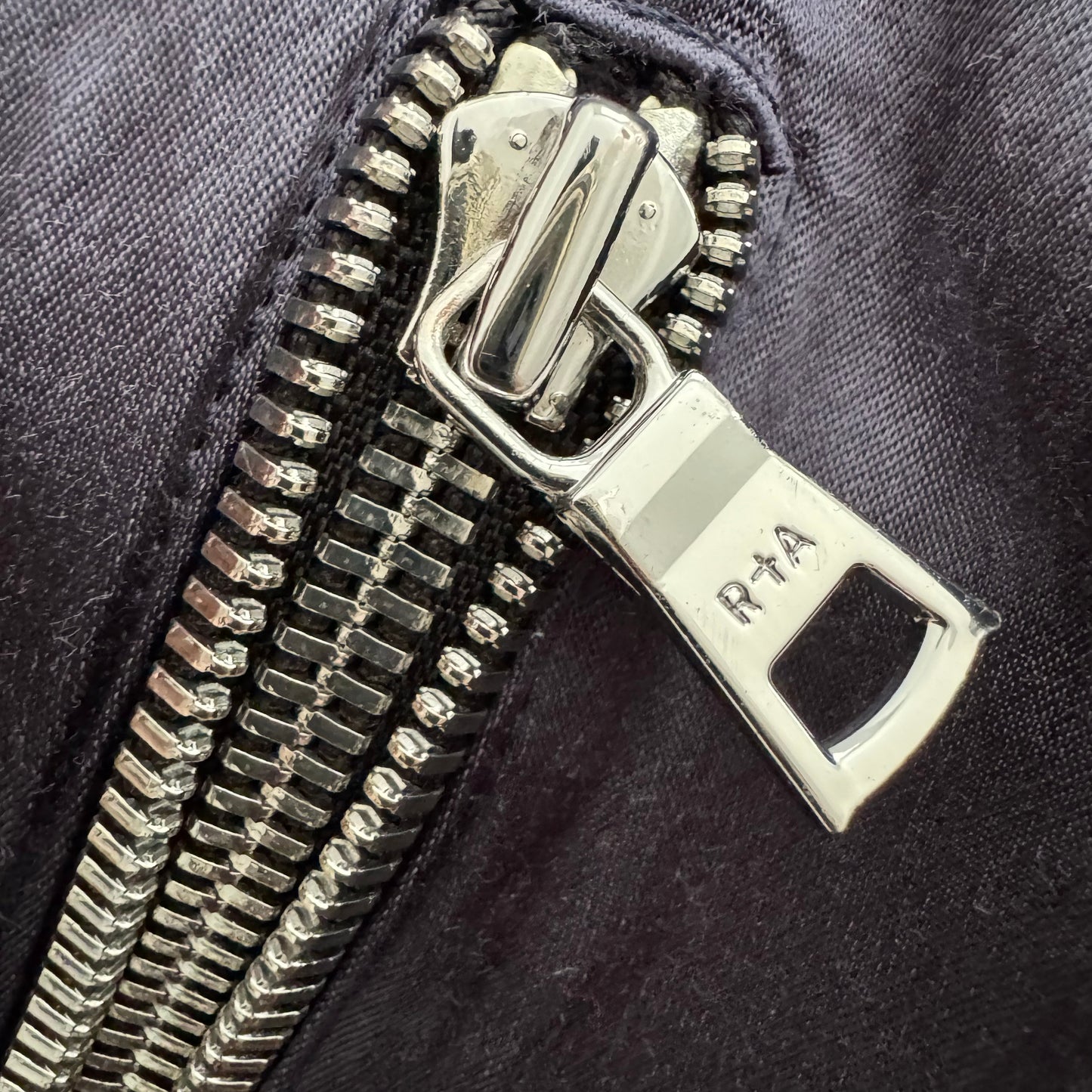 RtA "Finn" Joggers in Navy, size Small (fits XS/S)