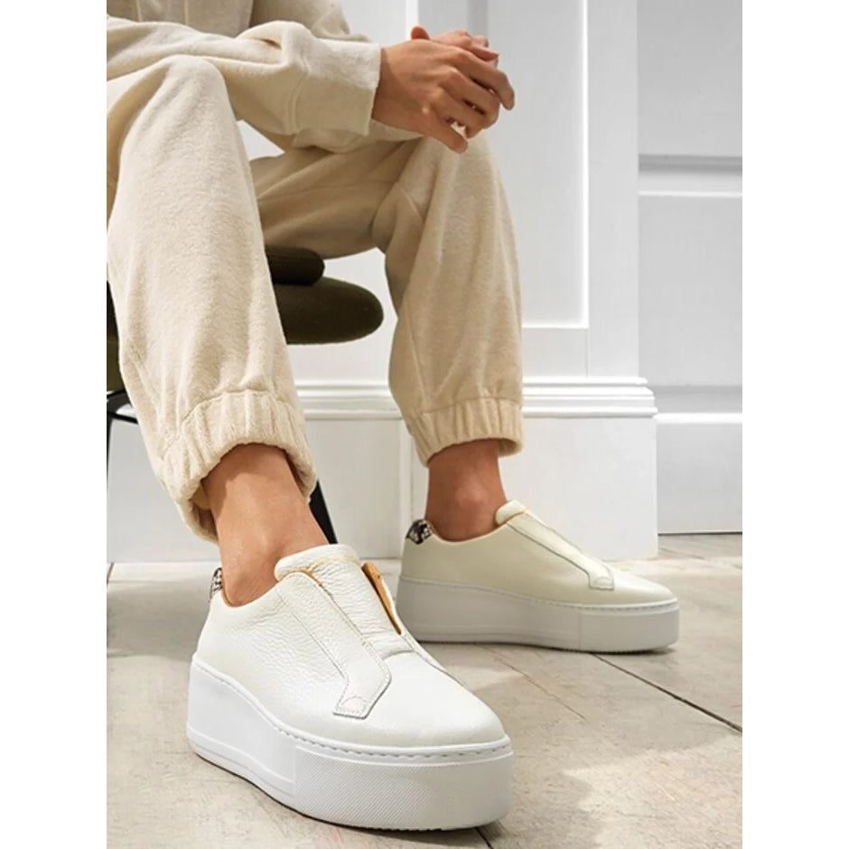 Russel & Bromley "Park" Platform Sneakers in Ivory, size 41 (fits like size 10/10.5)