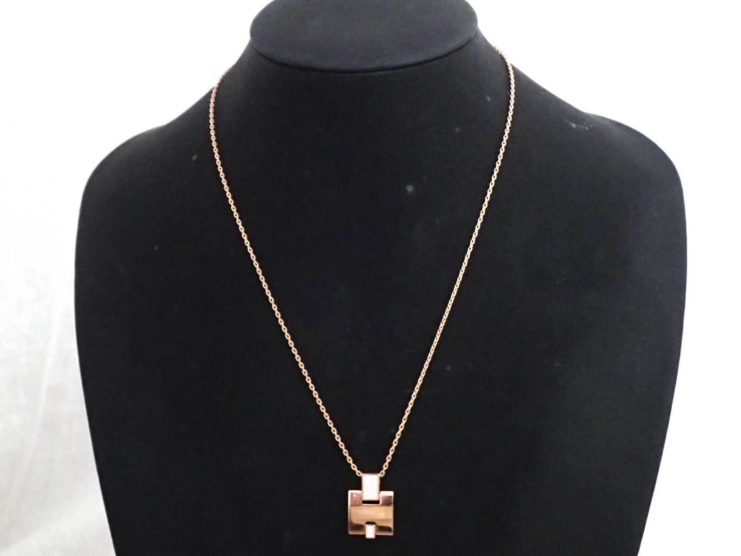 Hermes "Eileen" Necklace in Rosegold with White Enamel