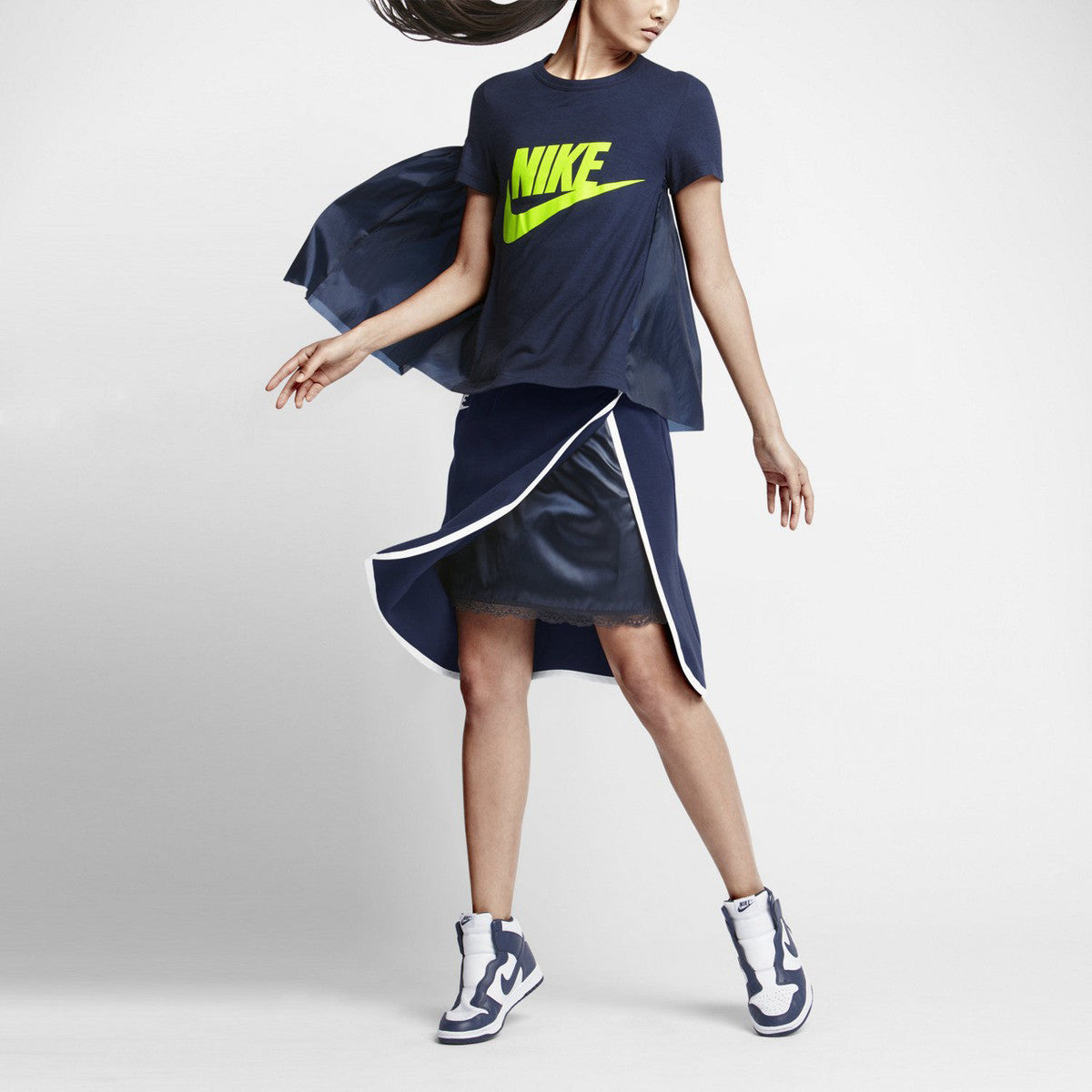 Nike Lab x Sacai Tee Shirt in Navy, size Large