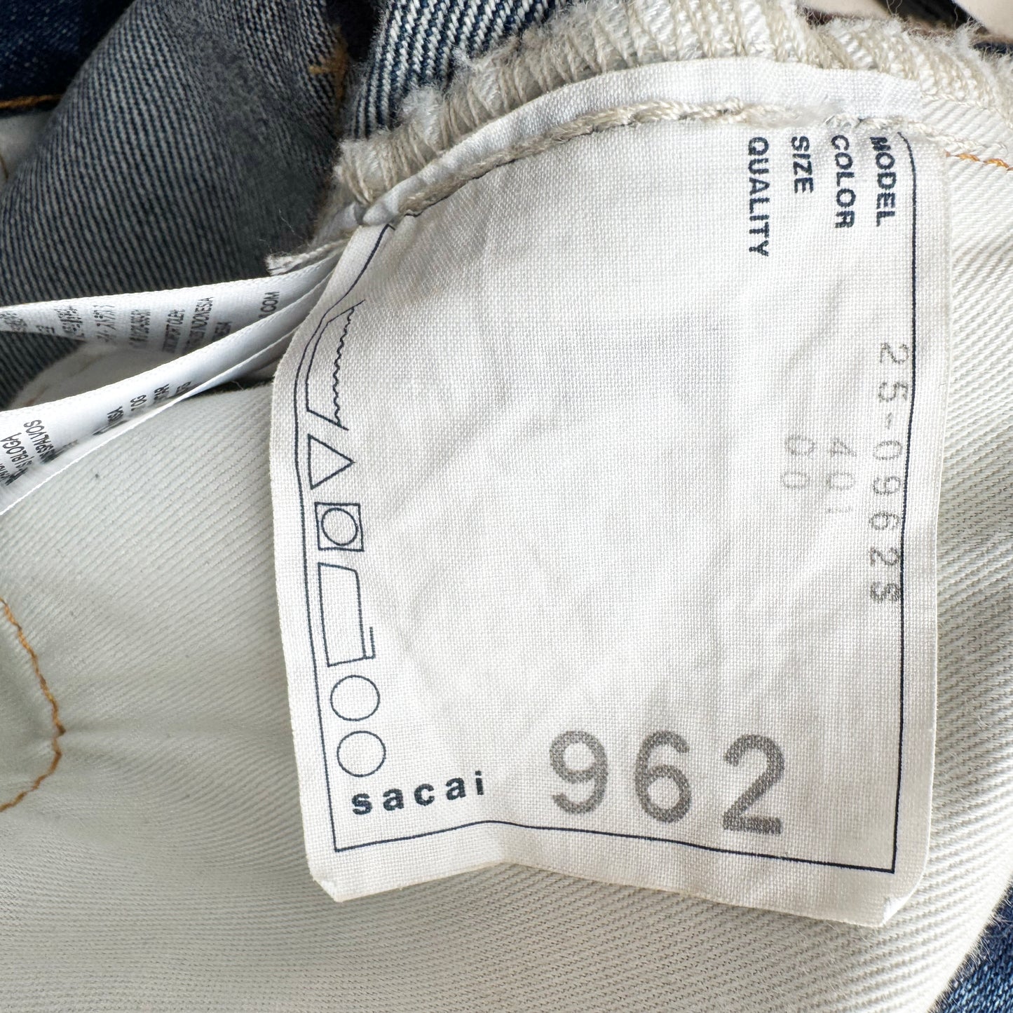 Sacai x Levi's Wide Leg Jeans in Blue, size 00 (size 27/30)