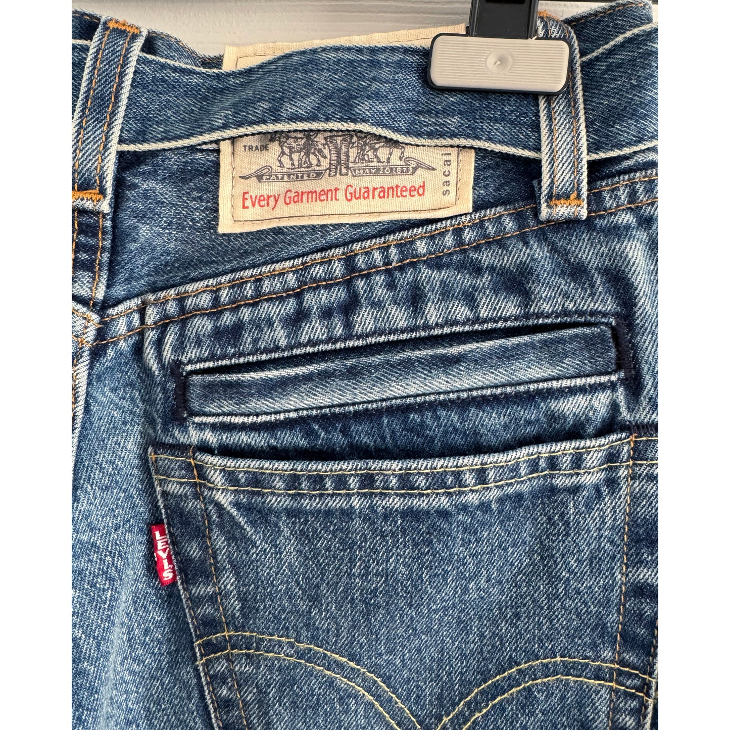 Sacai x Levi's Wide Leg Jeans in Blue, size 00 (size 27/30)
