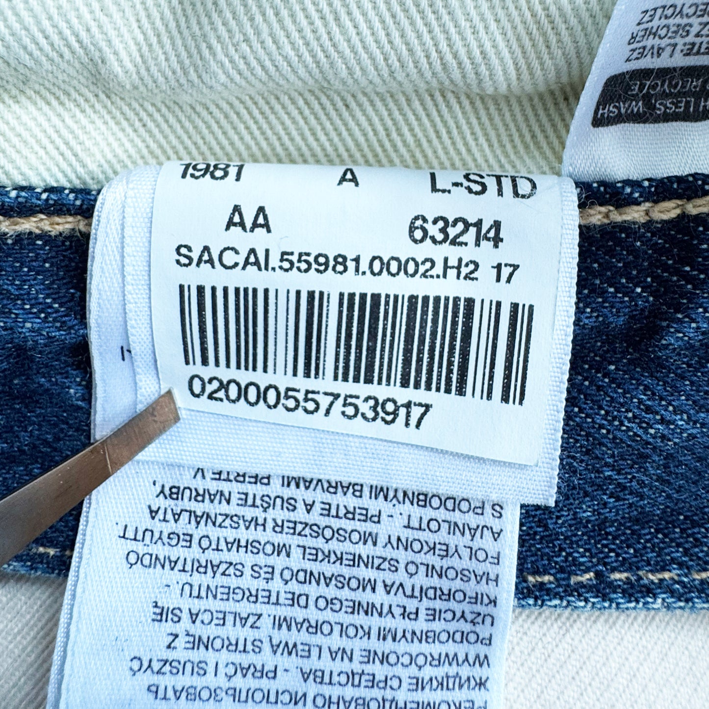 Sacai x Levi's Straight Jeans in Blue, size "Large" (fits like 30)