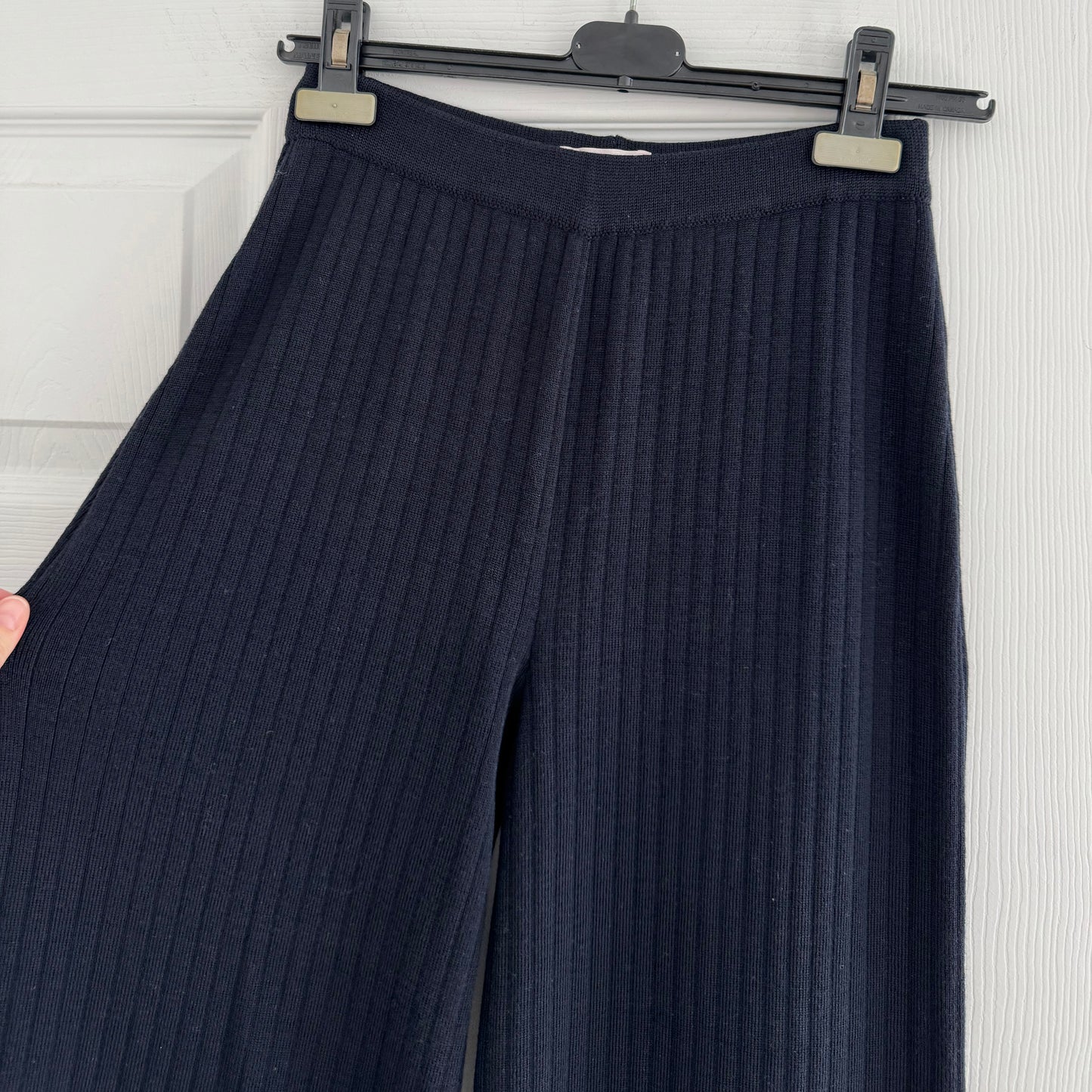 Sartoria Vico Ribbed Knit Wide Leg Pants in Navy, size Small