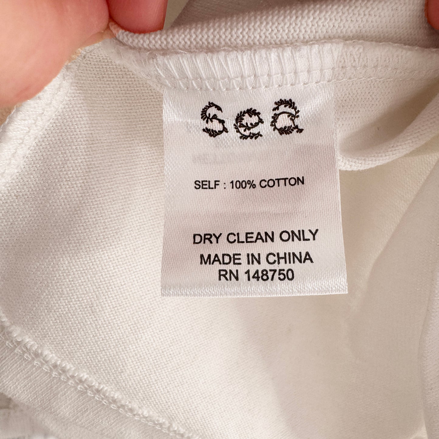Sea New York T-Shirt w Pearl Neckline, size Small
