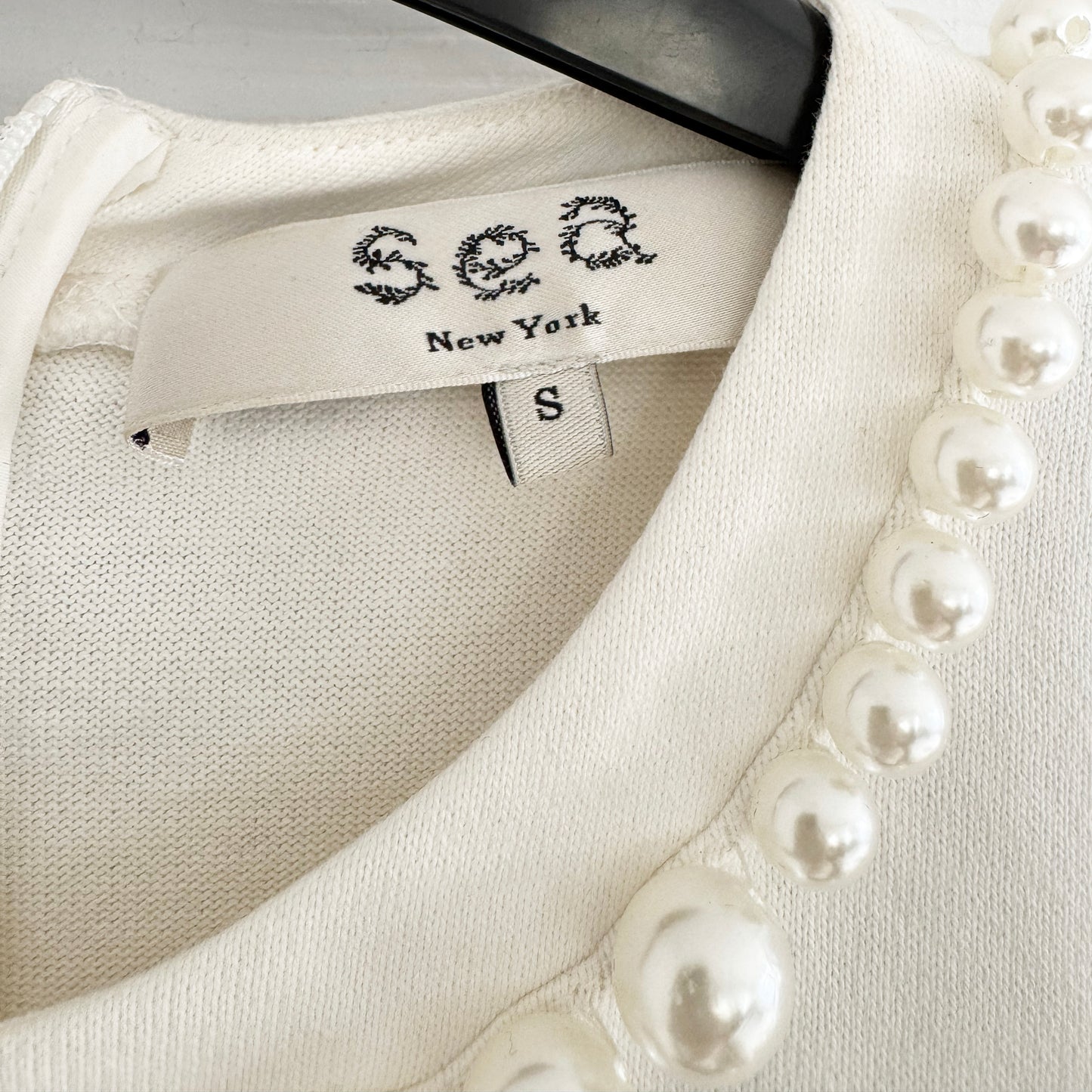 Sea New York T-Shirt w Pearl Neckline, size Small