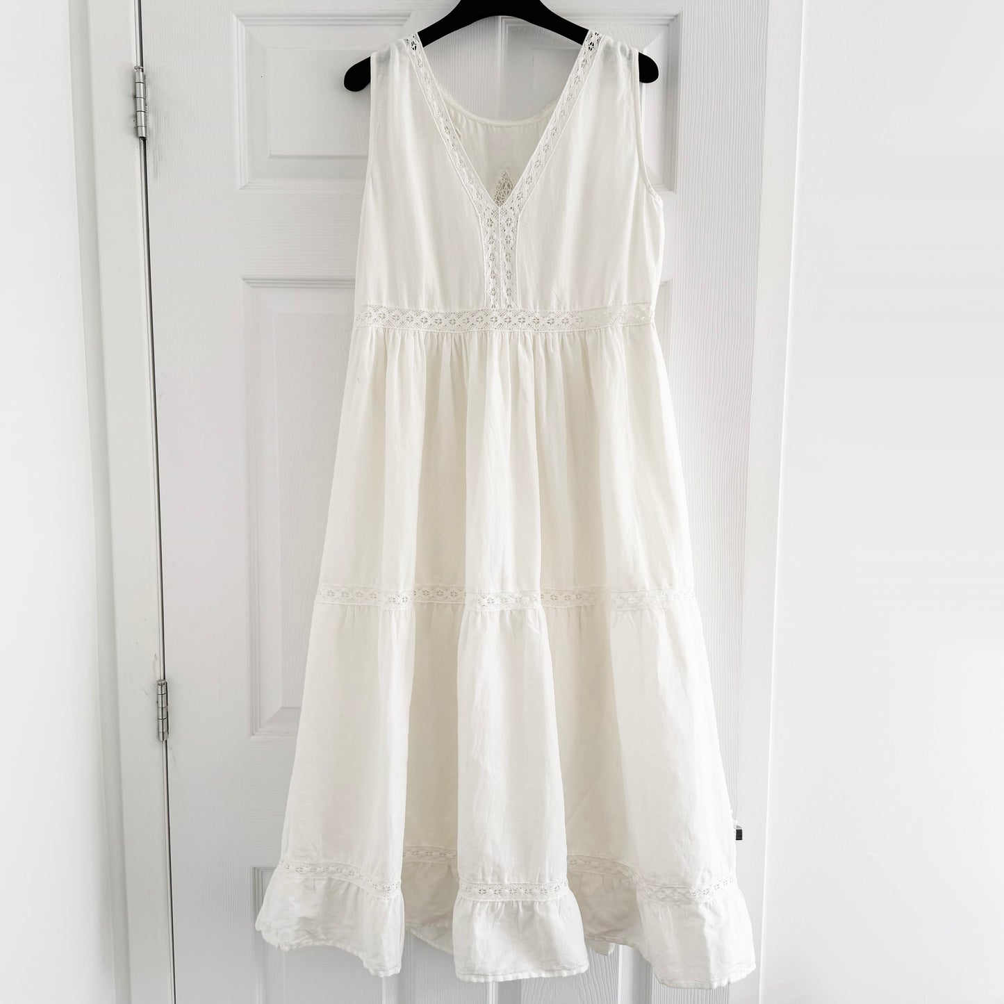 Sezane "Zarri" Dress in White, size 38 (fits XS/S)