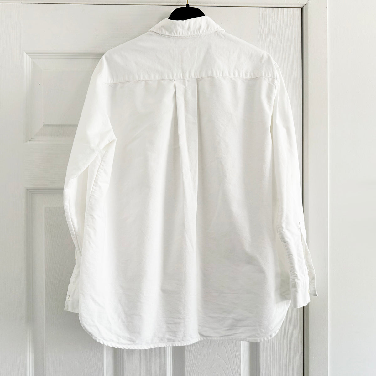 Sezane "Max" Oxford Shirt in White, size 32 (an oversize XS)