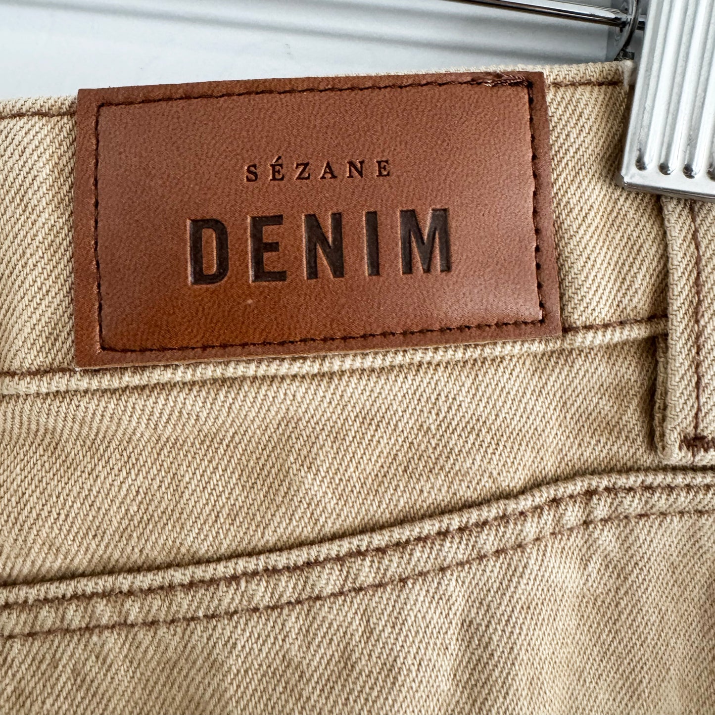 Sezane Wide Leg Jeans in Beige, size 40 (fits like size 6/8)