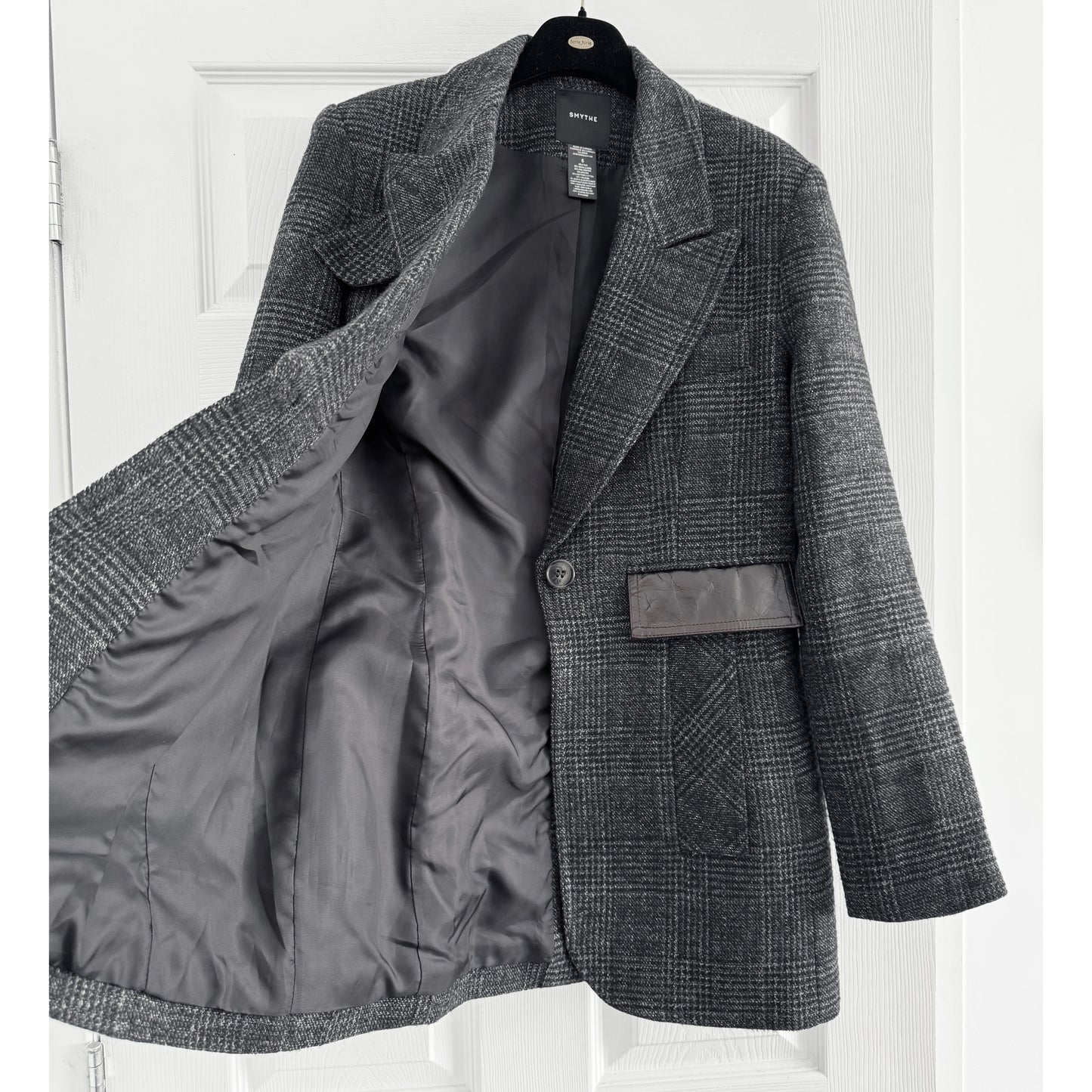 Smythe Tailored Boyfriend Blazer in Charcoal Grey Check, size 6