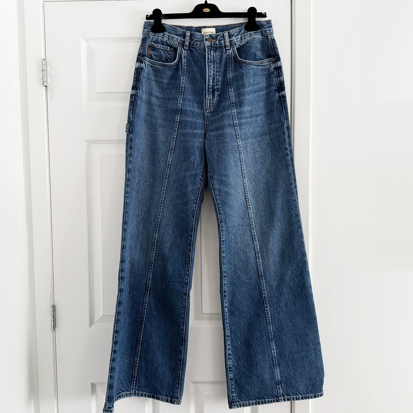 Smythe "Dove" Carpenter Jeans in Vintage Mid Blue, size 30