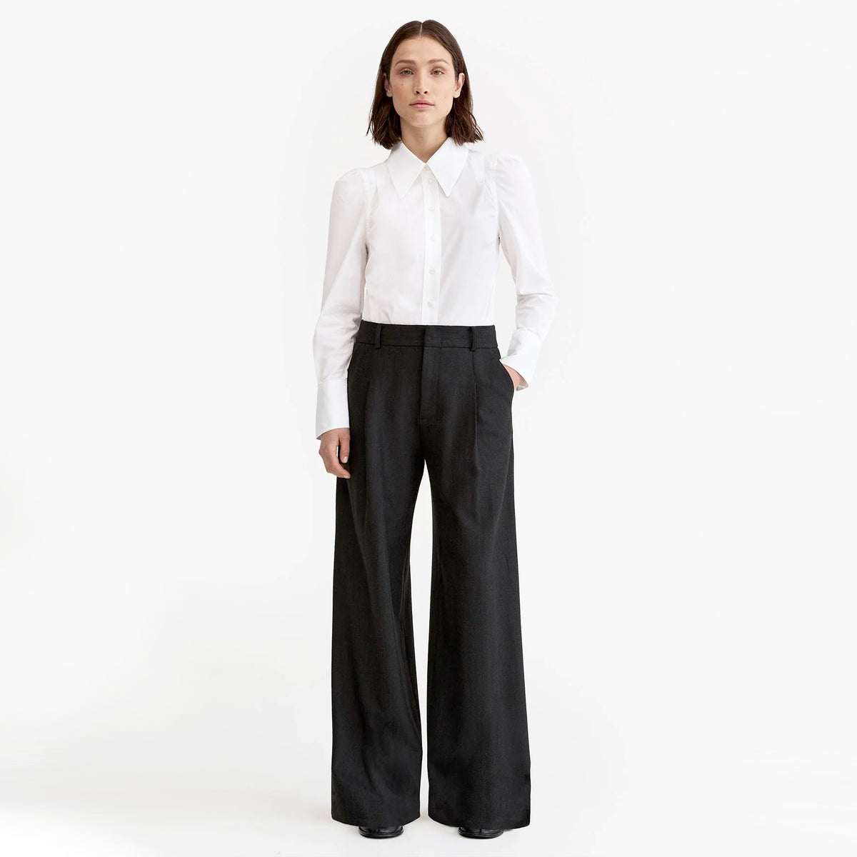 Smythe Herringbone pleated Trousers in "Carbon", size 12