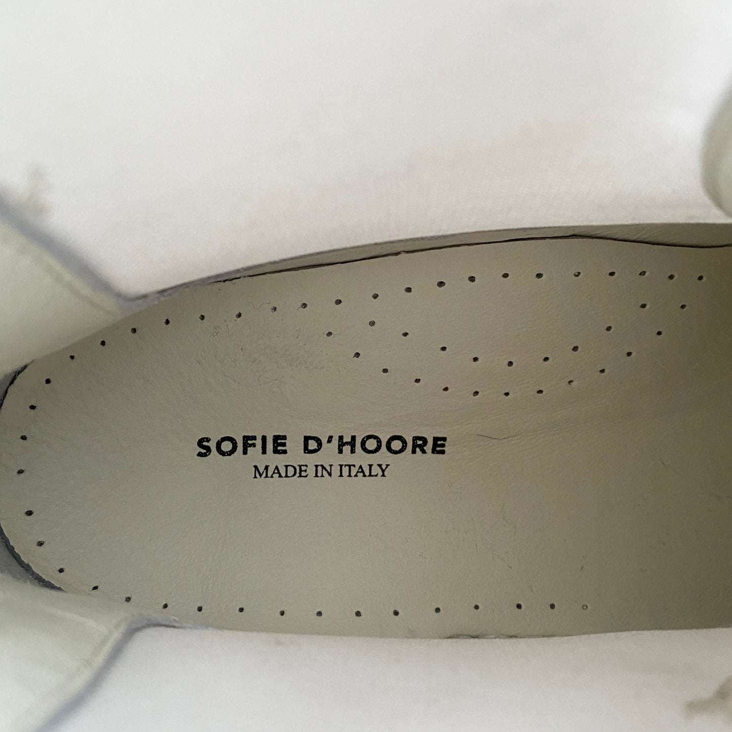 Sofie D'Hoore "Faith" Boots in White, size 39.5 (fits size 9)