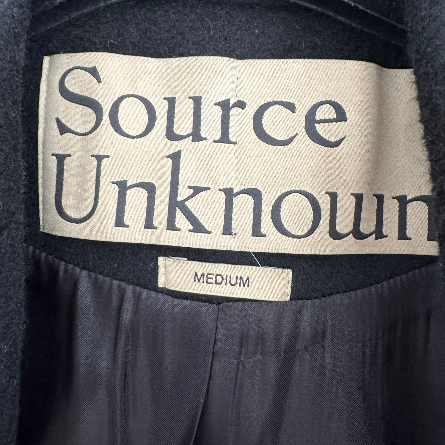 Source Unknown "Holin" Hourglass Coat in Black, size Medium (fits S/M)