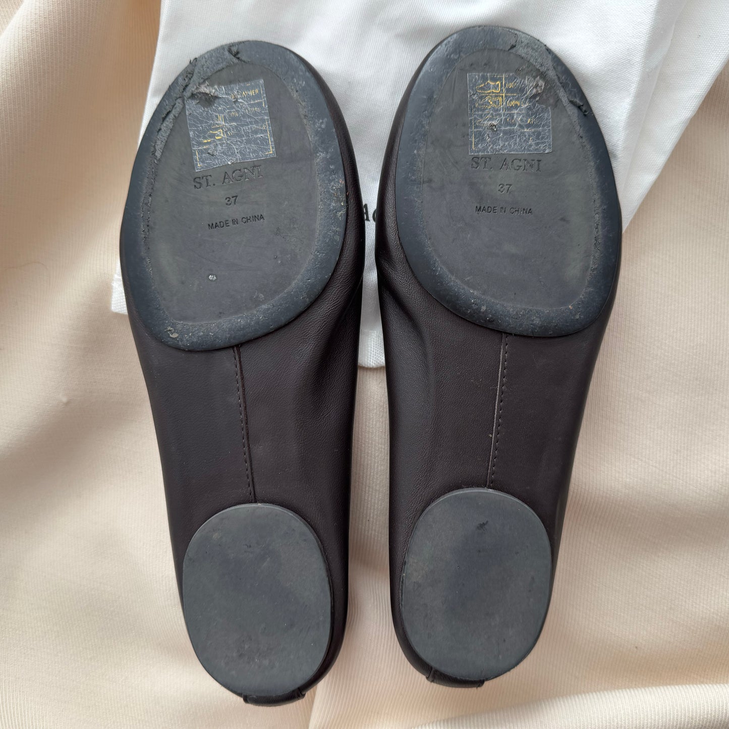 St Agni Low Scoop Ballet Flat in Coffee, size 37