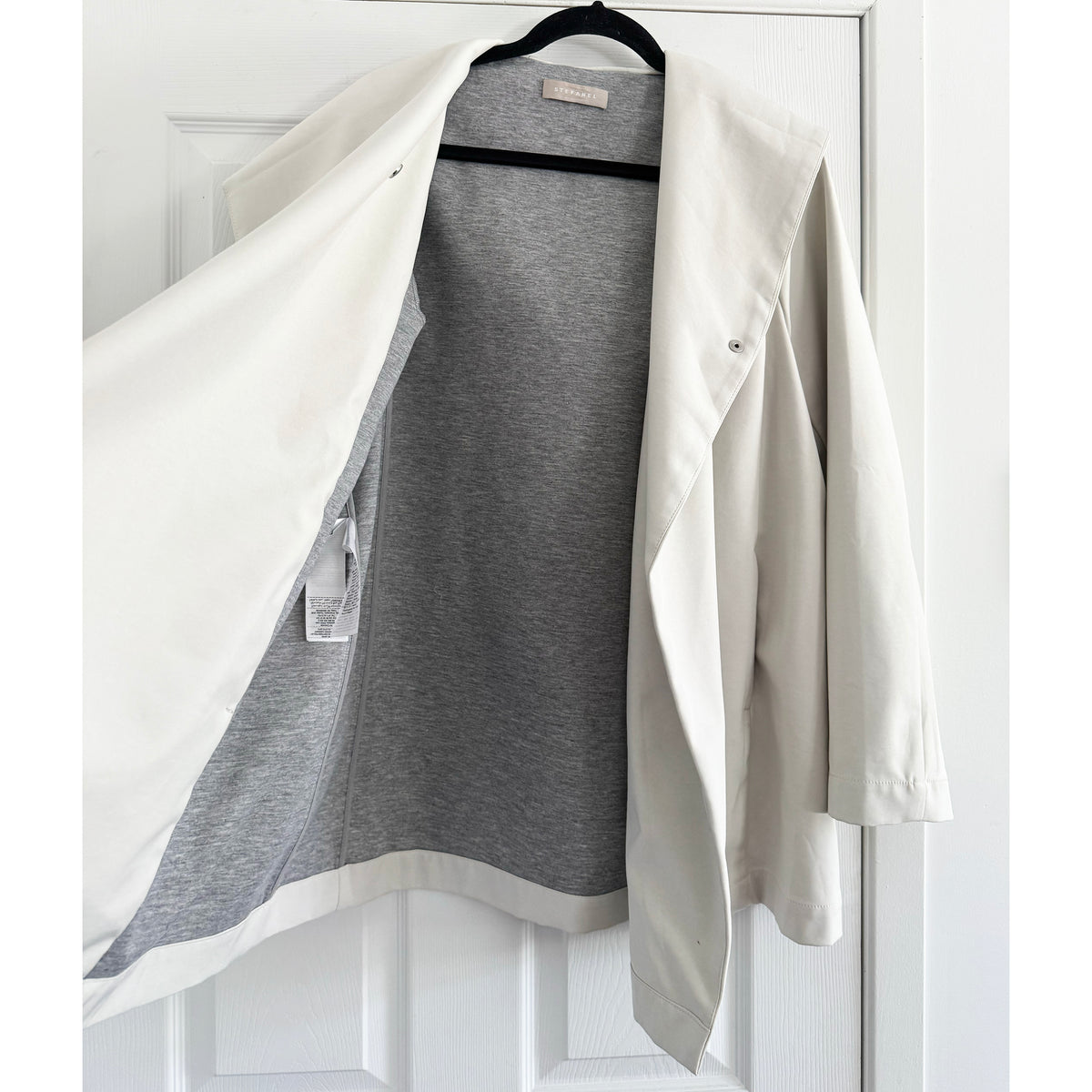 Stefanel Hooded Jacket in Ivory, size Large