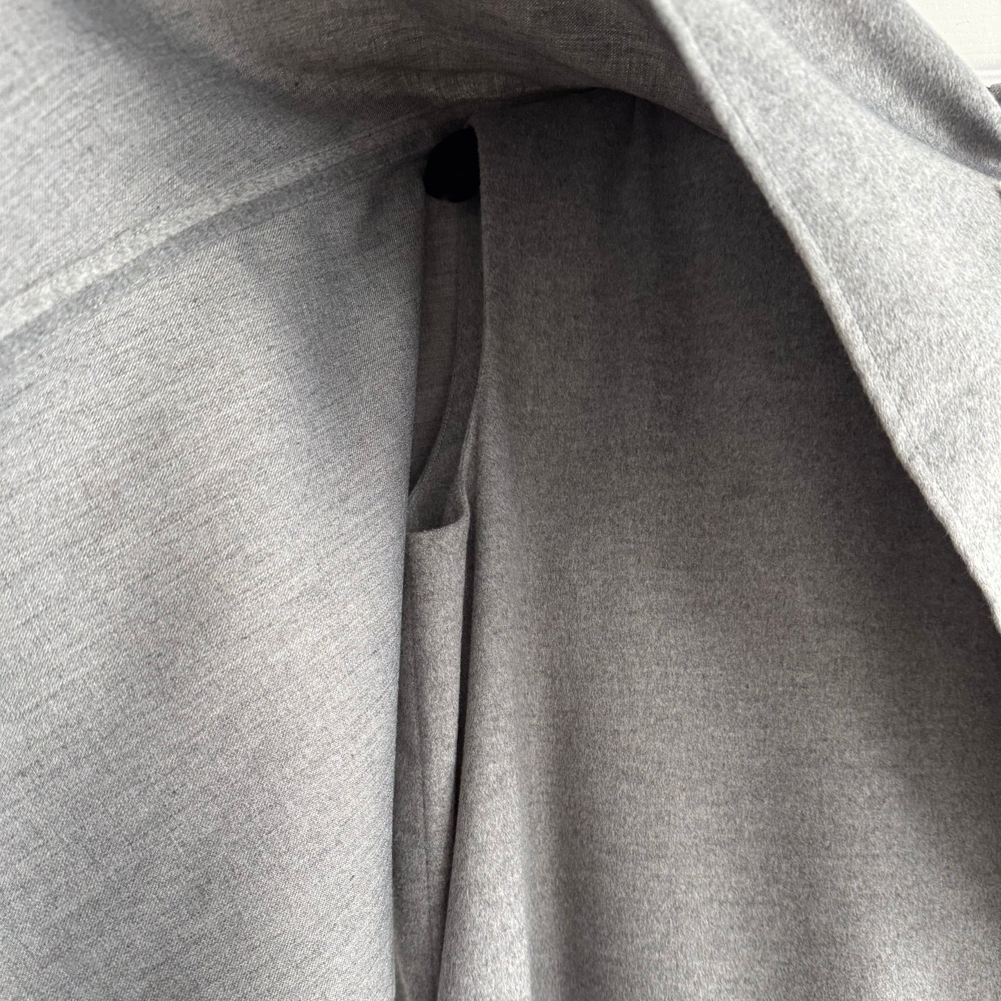 Front Row Shop Opera Cape Maxi Dress Grey Melange, size Small