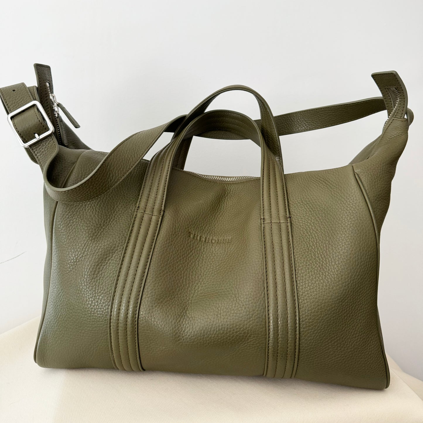 The Horse "Aries" Duffle Bag in Green