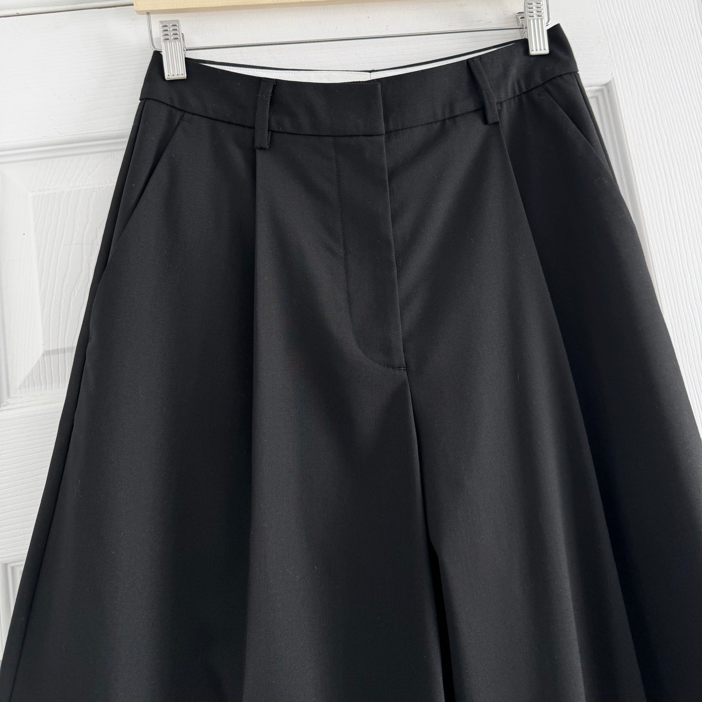 Munthe x The Simple Studio "Lupon" Pant in Black, size 36 (size small)