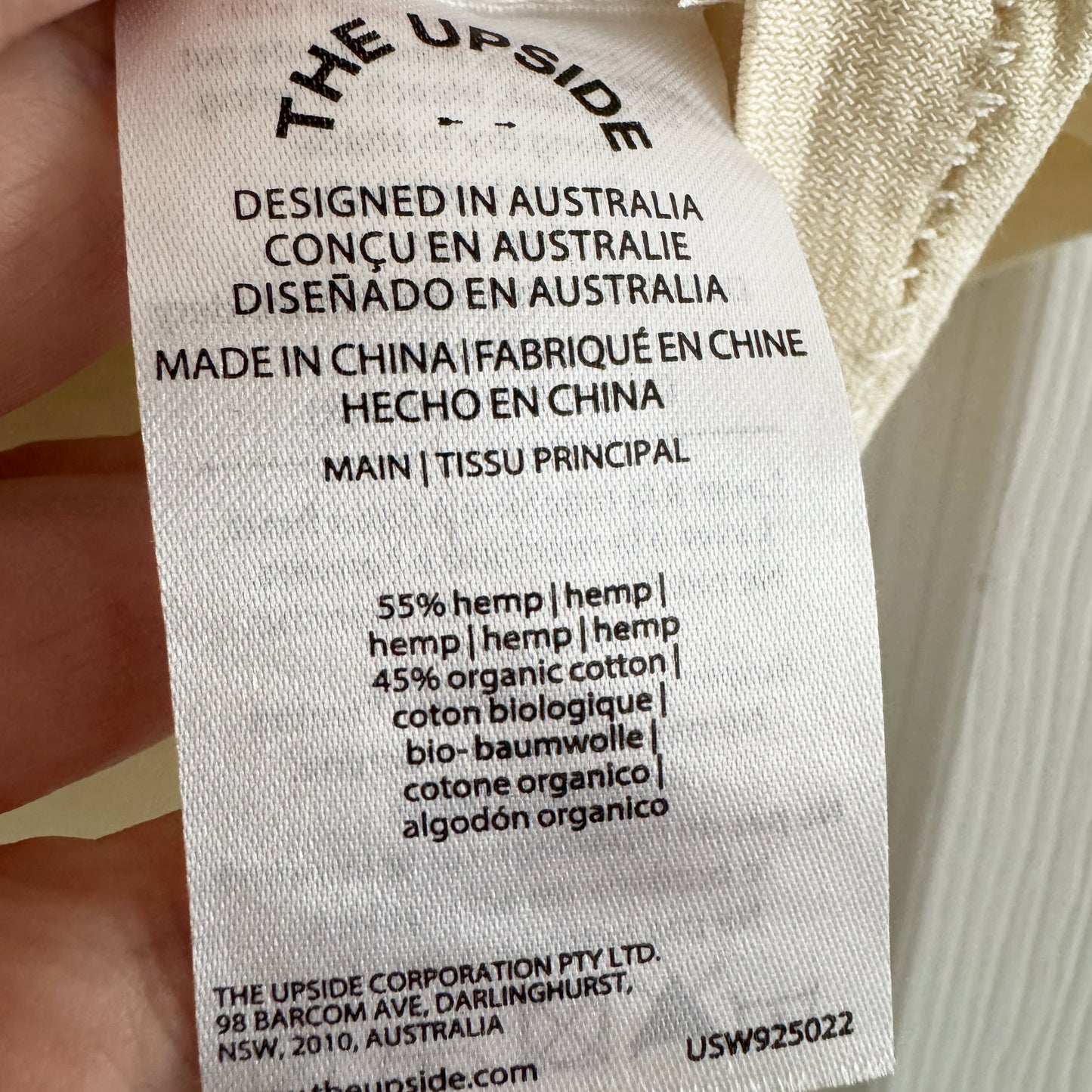 The Upside "Dusty-Ray" 70's Tee, size Small