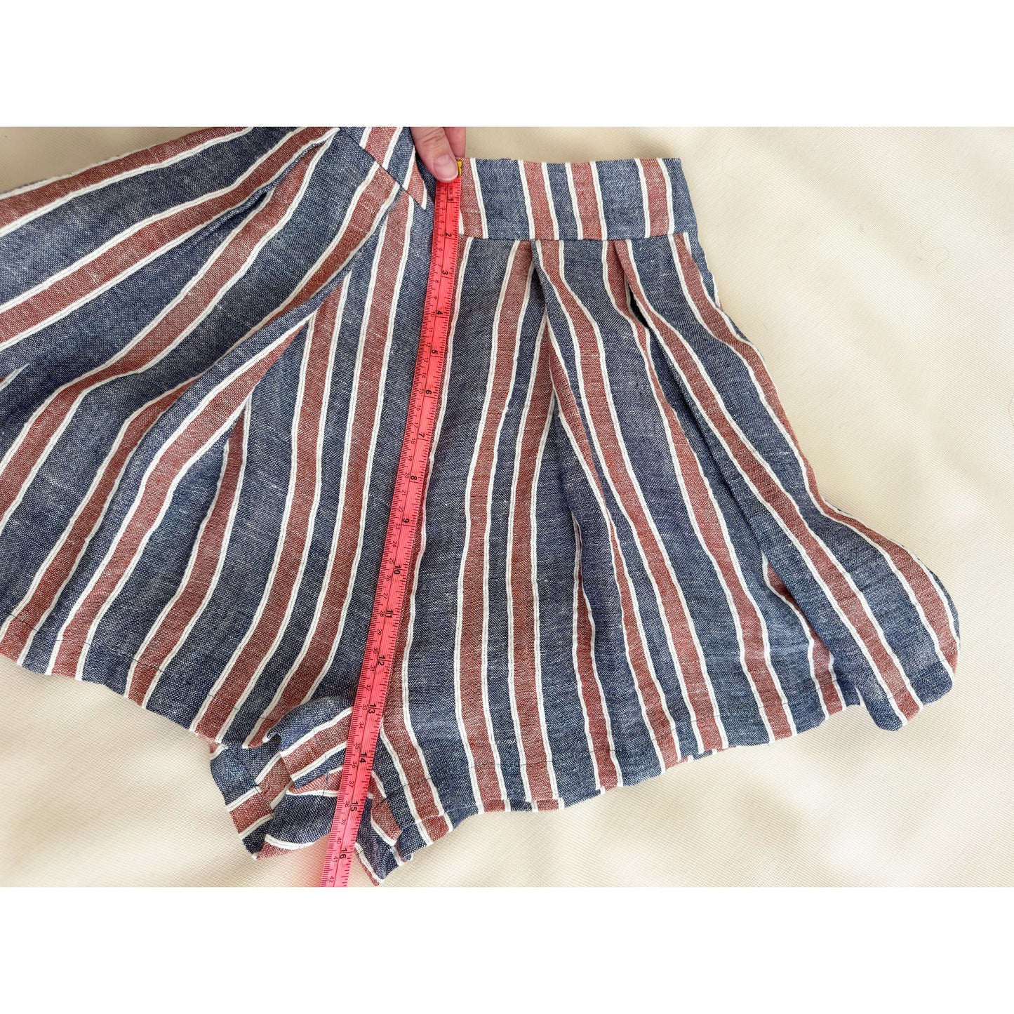 THREE GRACES LONDON "Kilman" Striped Linen-blend Shorts, size 8UK/4US (fits like US size 0)