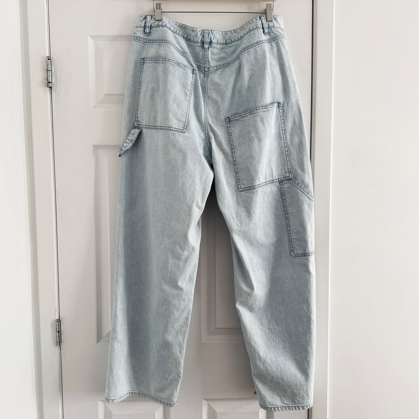 Tibi Indigo Denim Slouchy Carpenter Jean in Bleached Denim, size 32