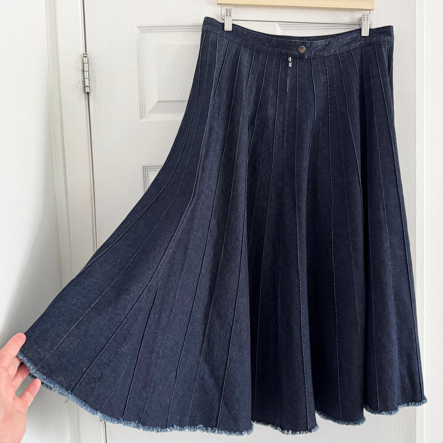 Tibi Brushed Denim Pintucked Skirt in Indigo, size 14