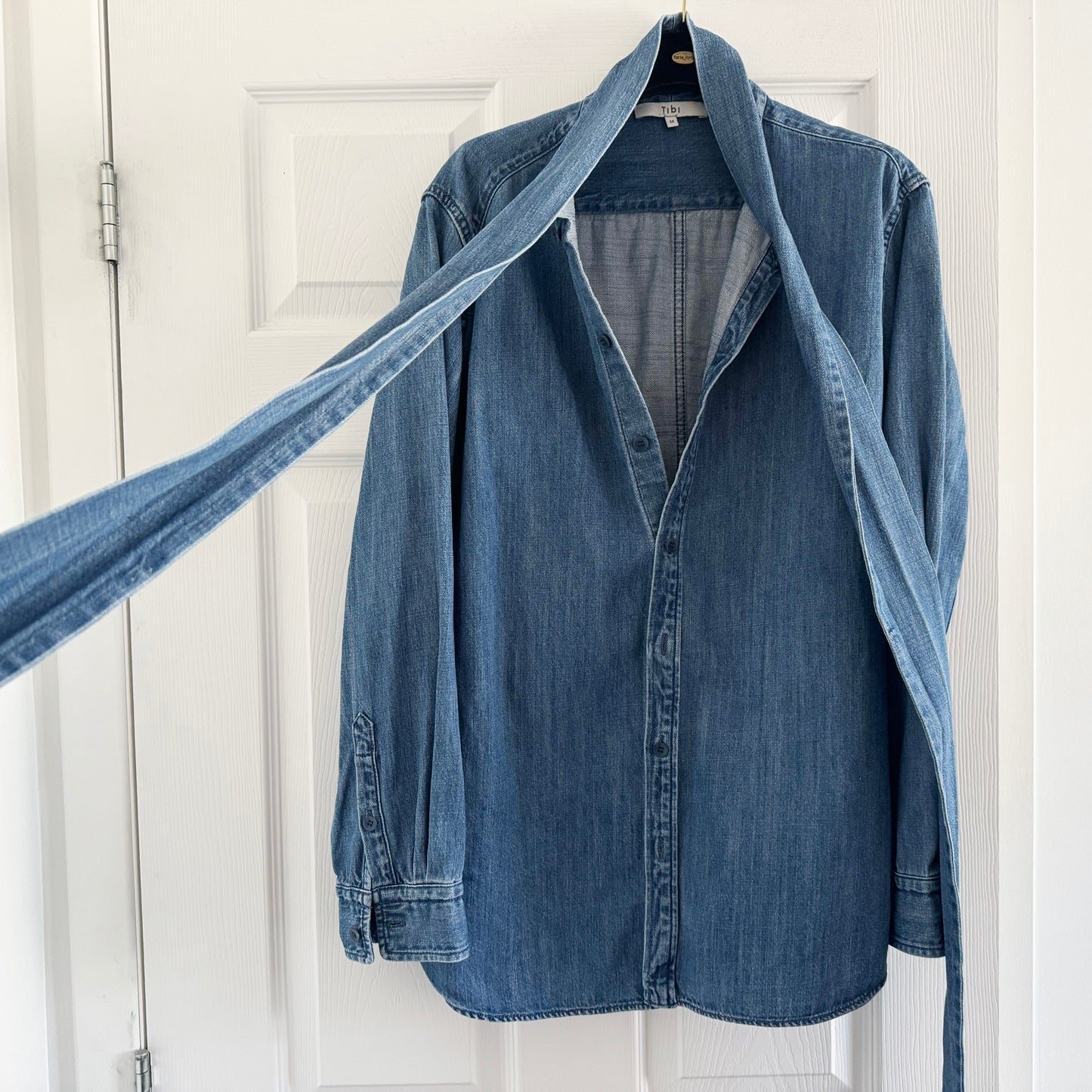 Tibi Lightweight Stone Washed Tie Neck Slim Men's Shirt in Blue, size Medium