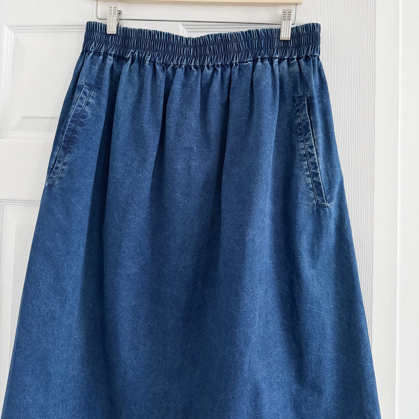 Tibi Tencel Cotton Pull-On Skirt in Denim Blue, size XL